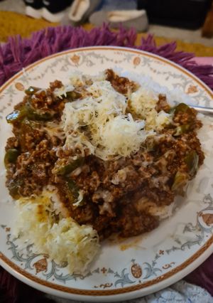 A picture of Bbq pork and pepper stew.