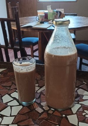 Una foto de Leche de avena chocolatada