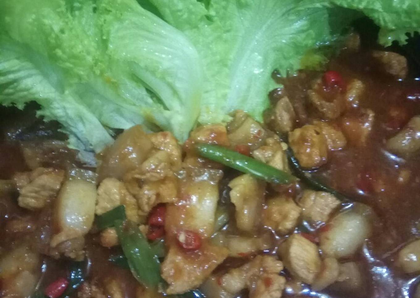 Babi kecap pedes gurih
