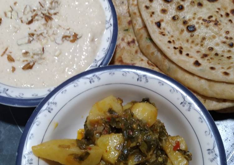 Tawa daal bhare parathe