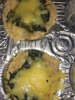 Una foto de Canastitas rellenas de espinacas. ॐ