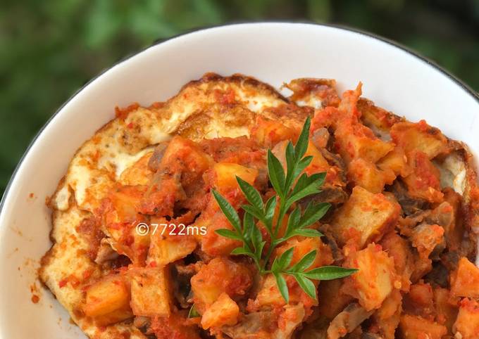 Resep Telur Sambal Goreng oleh Marcia Oktaviani - Cookpad