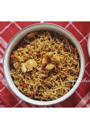 Foto resep Mie Goreng Pedas Manis Simple