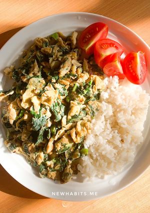 Foto resep Nasi telur bayam orak arik | menu diet | 274 kcal