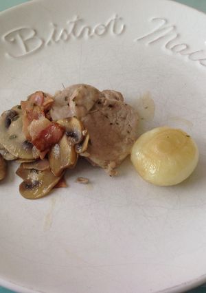Una foto de Solomillo de cerdo con champiñones