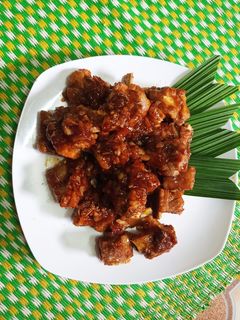Hình của món Sườn xào chua ngọt.