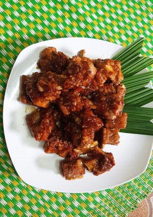 Hình của món Sườn xào chua ngọt.