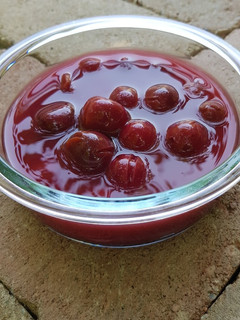 Tejszínízű meggyleves !🍒🍒🍒 VEGÁN recept fotója