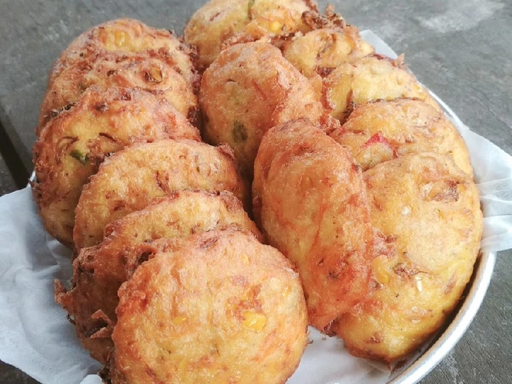 Langkah Gampang Menyiapkan Resep Bakwan Campur Teri yang Uenak Anti Ribet, Lezat Sekali