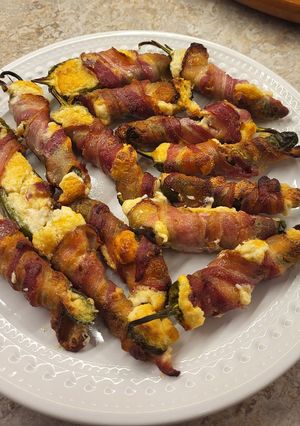 A picture of Bacon-Wrapped Jalapeño Poppers.
