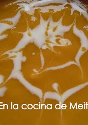 Una foto de Crema de garbanzos con verduras