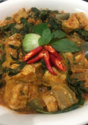 รูปของ แกงเผ็ดสูตรคลีน🌶🥬 ใครว่าอาหารคลีนต้องจืดชืดเสมอไป.. สูตรวันนี้แอบเอาใจสายมังสวิรัติด้วยค่ะ 😍