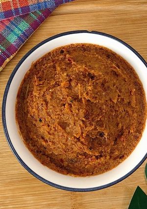 A picture of 🧑🏽🍳🧑🏼🍳Panang Curry Paste Recipe • How To Make Thai Panang Curry Paste |ThaiChef Food.
