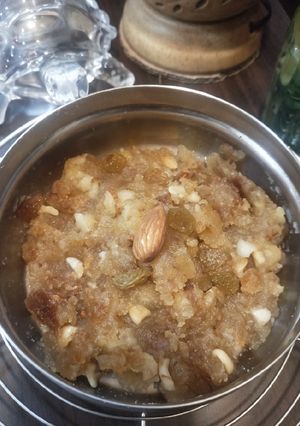 A picture of Aaloo ka Halwa😋.