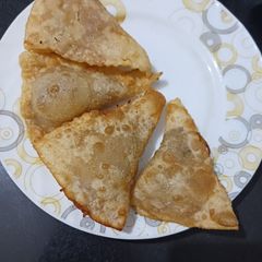 A picture of Veg fried momos.