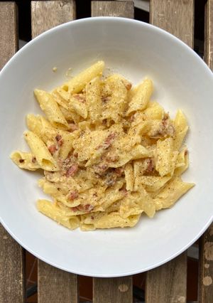 Foto principal de Macarrones a la carbonara sin gluten y sin lactosa