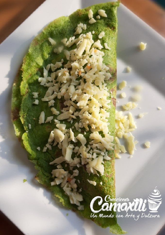 Una foto de Crepes de acelga