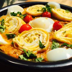 A picture of Omelet korma.