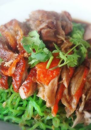 รูปของ บะหมี่มรกตเป็ดย่าง