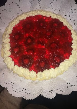 Una foto de Tarta de gelatina con kiwi
