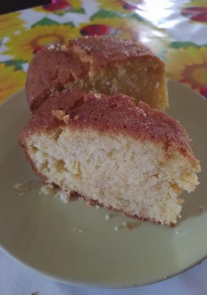 Φωτογραφία της συνταγής Κέικ 🍰 λεμονιού με φιλέ αμυγδάλου (χωρίς μίξερ) μόνο με το σύρμα!!!