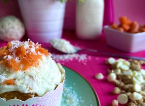 Una foto de Muffins de coco🥥 y chocolate blanco!!