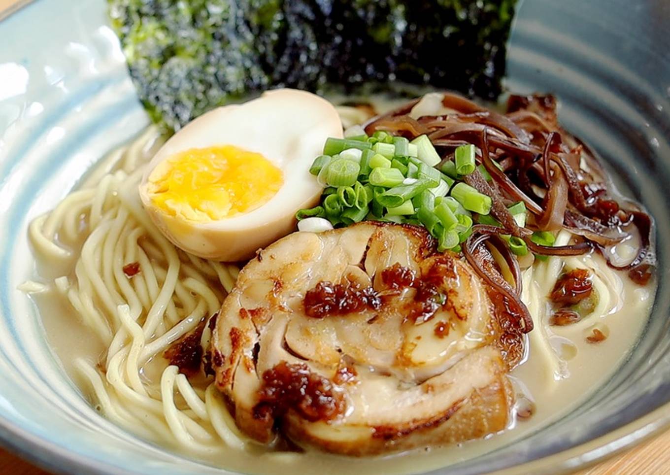 Ramen Jepang : Tori Paitan Bahan Lokal