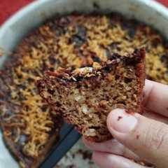 A picture of Kue Oatmeal Multigrain Pisang Simpel (Banana Oat Cake).