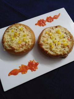 ચિઝી વેજ બન રેસીપી મુખ્ય ફોટો