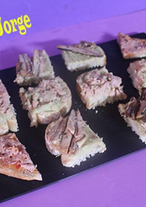 Foto principal de Pan con sardinas y atún