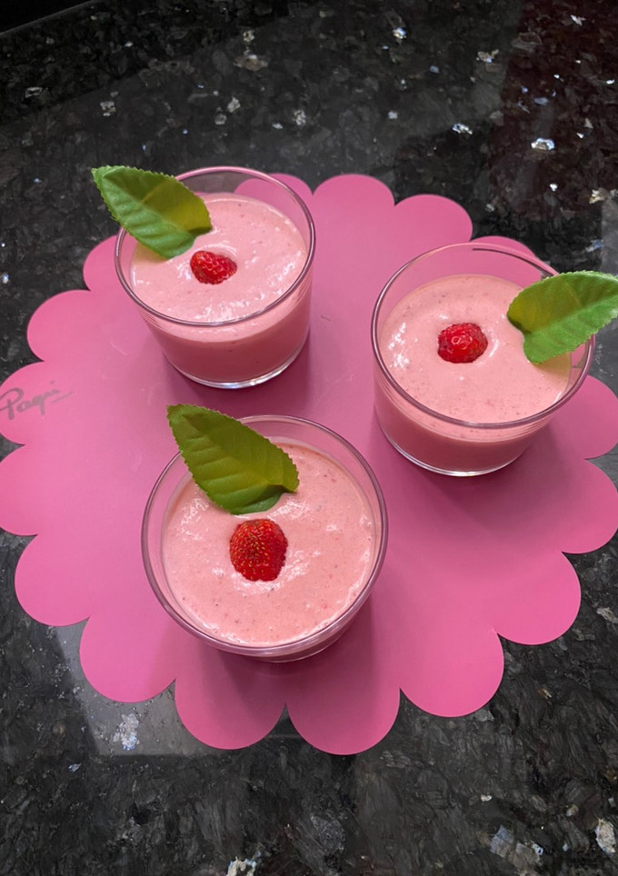 Una foto de Mousse de fresas 🍓