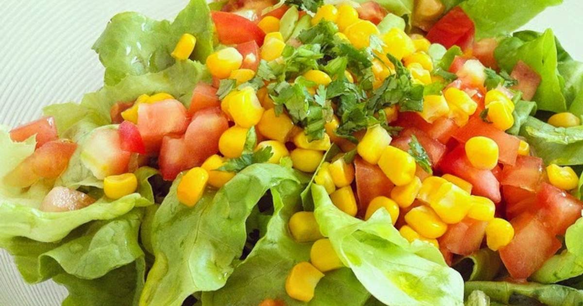 Ensalada de maíz tierno, tomates y lechugas Receta de Natalia- Cookpad