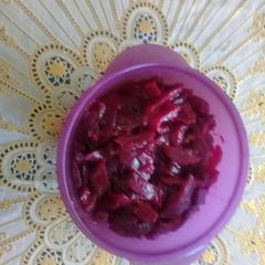 A picture of Beetroot salad.