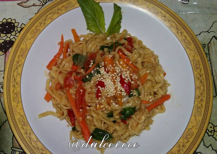 Cara Menyiapkan Mie Godog Jawa Vegan Lezat