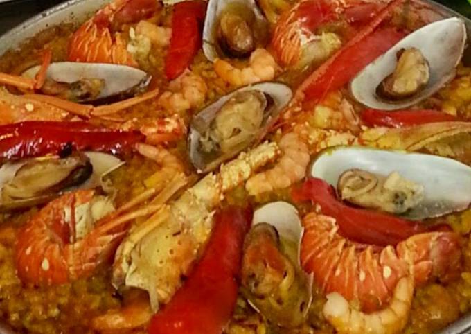 Paella de Mariscos Receta de ROBERTO OSPINA Y/O DISALPES SAS- Cookpad