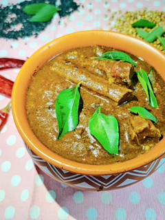 கரூர் எள்ளு குழம்பு செய்முறை முக்கிய புகைப்படம்