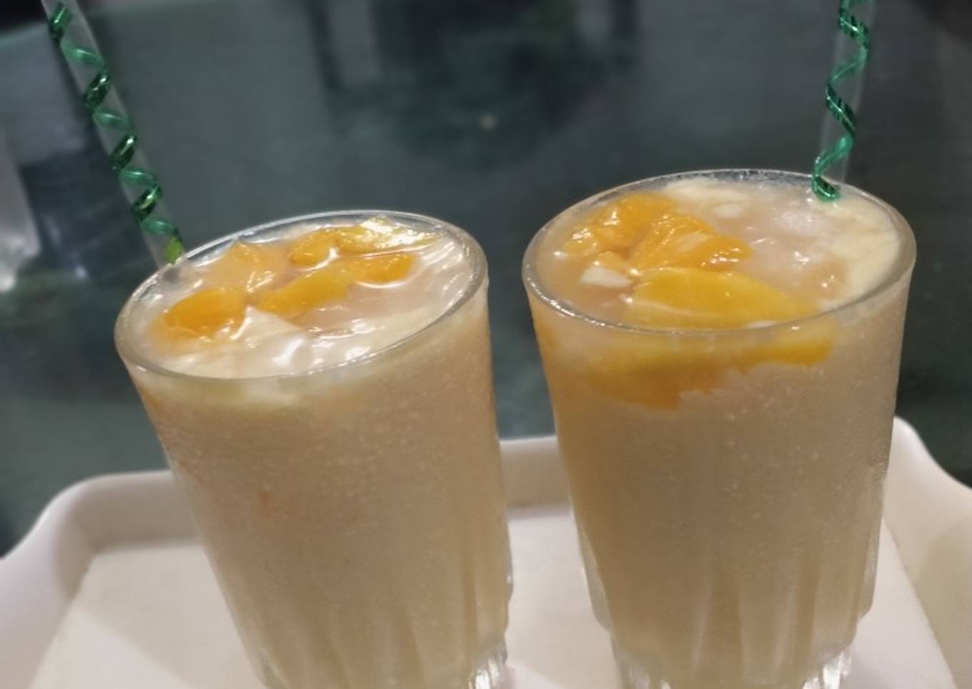 Mango shake π
