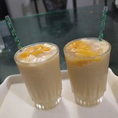A picture of Mango shake 👌.