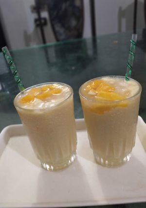 A picture of Mango shake 👌.