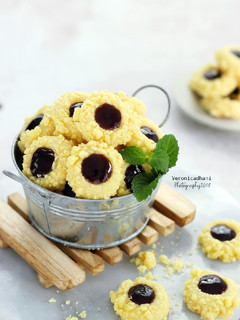 Foto resep Blueberry thumbprint with crumble
