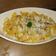 A picture of Cheese macroni.