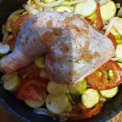 Zucchini with chicken A picture of Zucchini with chicken.