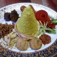 Nasi Kuning Sedep রেসিপির প্রধান ছবি