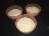Postre de leche con almidón de maíz