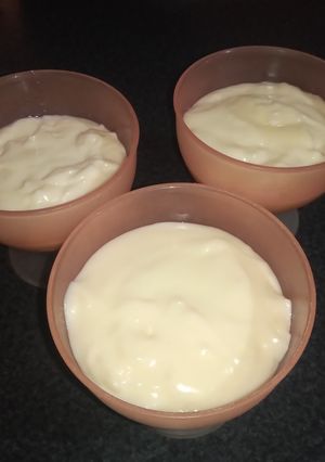 Una foto de Postre de leche con almidón de maíz