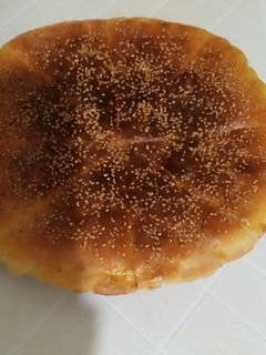 صورة لوصفة فطيرة مالحة بالطون