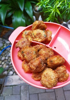 Foto resep Perkedel Ayam (isi sosis)