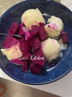 A picture of Dragon freeze vanilla Ice cream.
