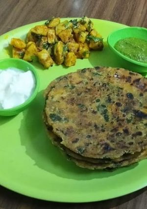 ઢેબરા (Dhebra Recipe In Gujarati) રેસીપી મુખ્ય ફોટો