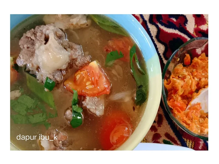 Cara Gampang Menyiapkan Resep Sop buntut sapi Anti Ribet, Sempurna